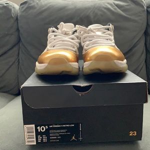 Air Jordan 11 Retro Low Size 10.5